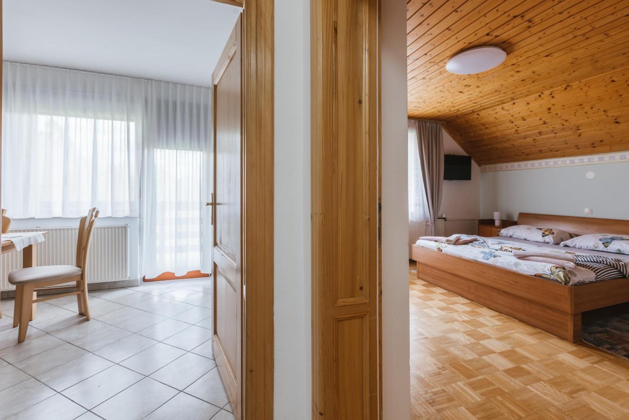 Rooms Zupancic Bohinjska Bela Buitenkant foto